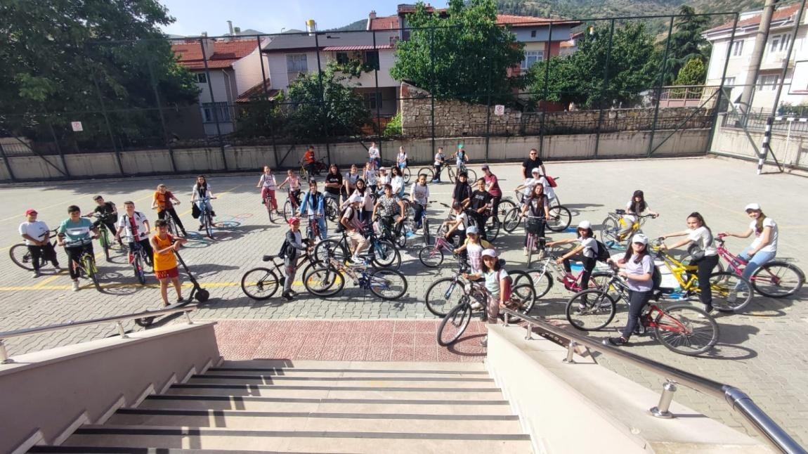 Geleneksel Bisiklet Turu ve Piknik Etkinliği